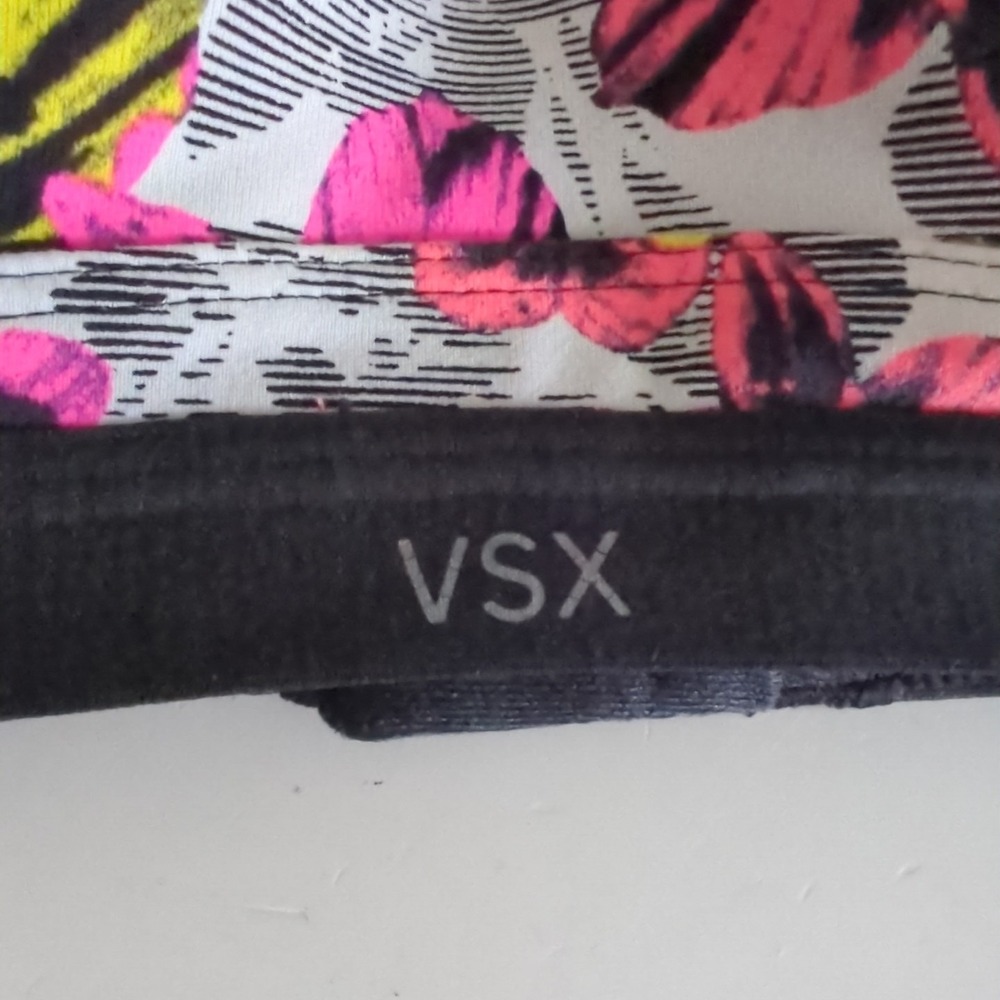 Victoria's Secret VSX 32C Incredible Underwire Sports Bra Racerback Padded - Picture 4 of 12